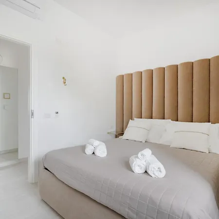 Aparthotel Altamarea - Sea View