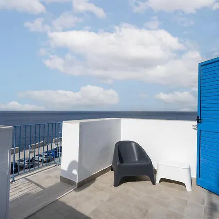 Aparthotel Altamarea - Sea View